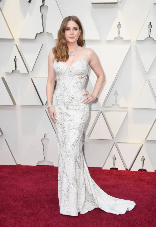 Thumbnail Amy Adams: A Radiant Beauty in gentlemanboners