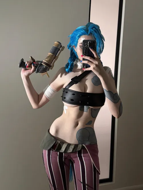 Thumbnail Cosplay Delight: AlinaBecker's Jinx Transformation in Rule34LoL