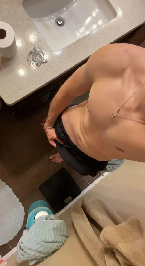 Thumbnail Irresistible Bulge: Enough to Steal Hearts - Relevant_Pack8085