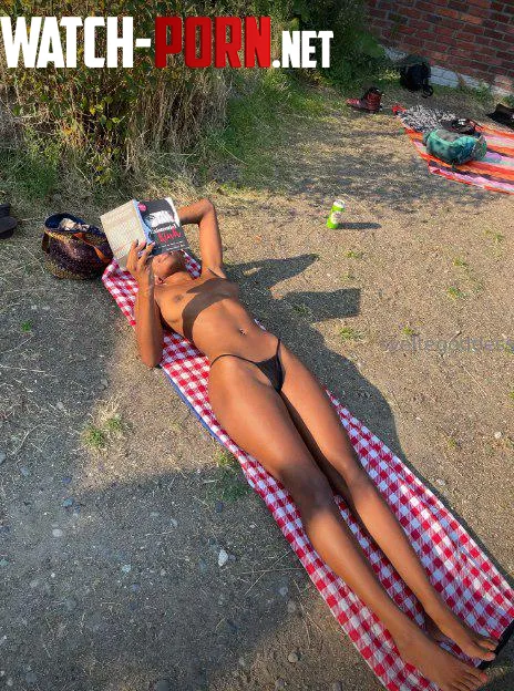 My dream picnic date by sveltegoddess_