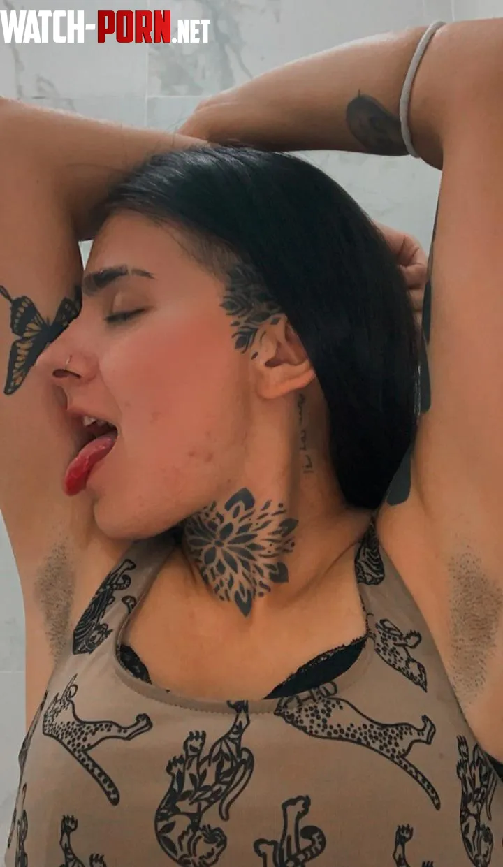 Does it make your dick hard to see my armpits after training by Dark_1478