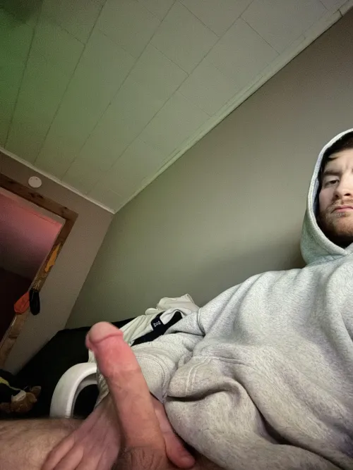 Thumbnail Lets warm up this seat  by nittsua