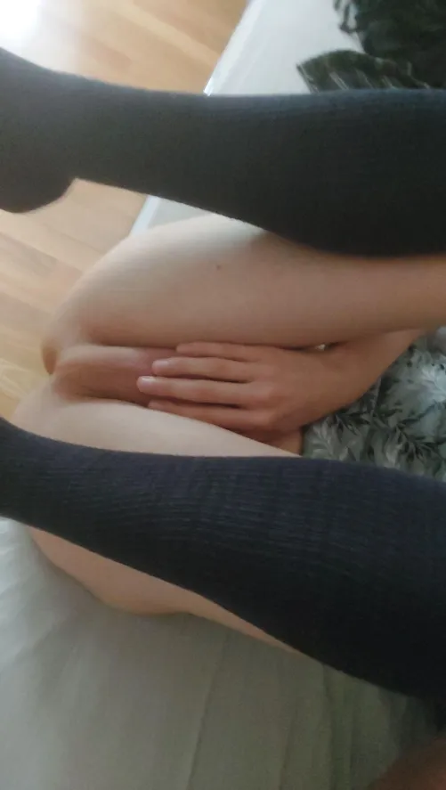 Thumbnail Ill be your new roommate okay by So_many_wasps
