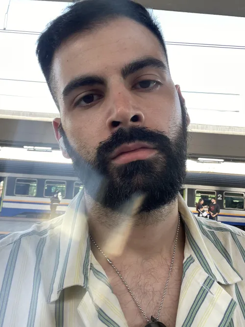 Thumbnail Hey Im not mad I swear Just pissed at the train station  by Consistent_Pop_1654