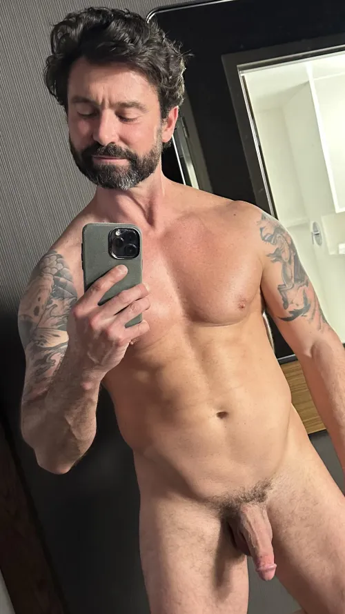 Thumbnail 40M Soft cock  by scottyvalandry