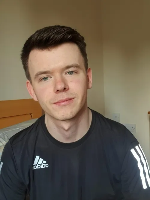 Thumbnail Hoping everything gets better for 2025  by liam66035
