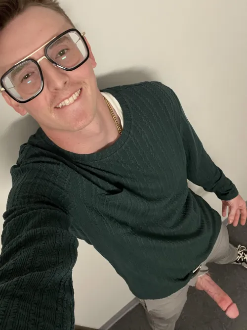 Thumbnail I think my outfit compliments my cock dont you think by TommyDynamit3