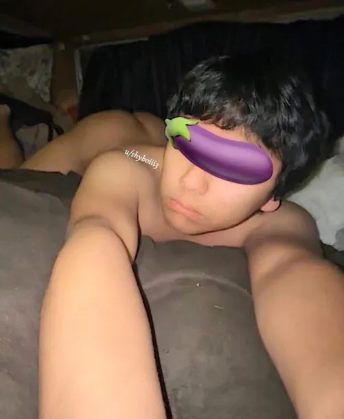 Thumbnail Does my 18yo ass look good by shyboiii3