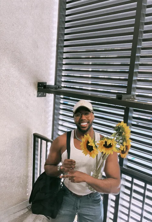 Thumbnail Bought myself some sunflowers today  by Marvin1292_
