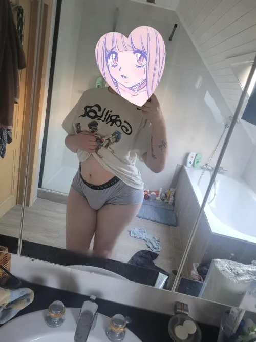Thumbnail Thicc thighs save lives but mine will end them by Certain-Childhood414