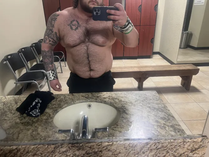 Thumbnail Just felt decent about my body before the gym today so had to snap a pic  by funkstr10