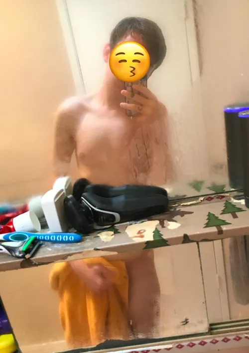 Thumbnail join me for a shower  by submissiv3boi
