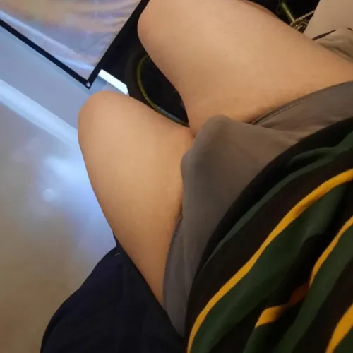 Thumbnail Kiss-Worthy Bulges at Your Service