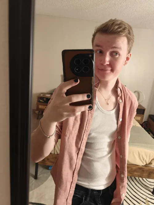 Thumbnail Felt cute but not enough men coming up to me and wanting to make out with me by mauryseth