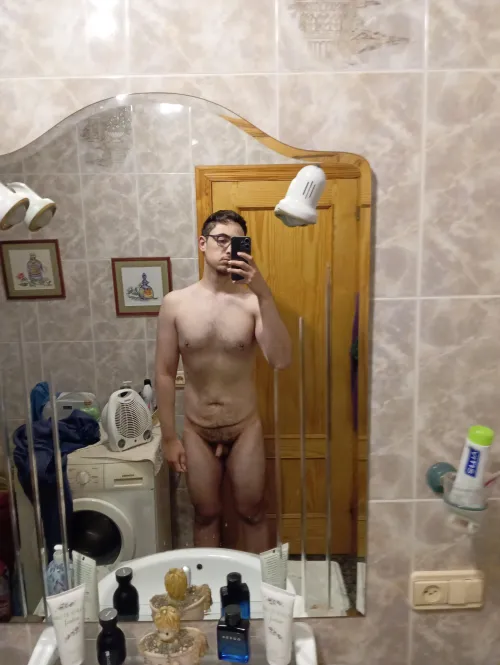 Thumbnail M27 9130kg 190cm I am learning to be more confident in my body by kokospn