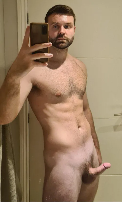 Thumbnail So who am I bending over by Comfortable-Log-1108