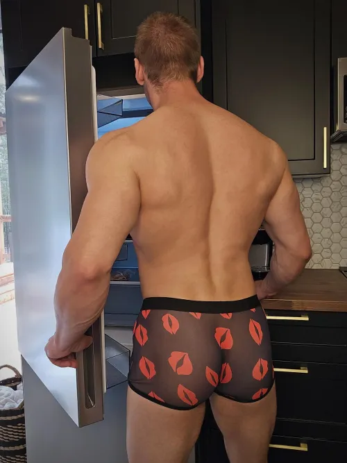 Thumbnail Would you kiss my ass  by John_fitness91