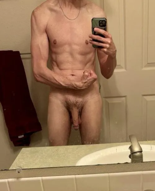 Thumbnail 33 wanna work out and then find another way to get sweaty bro by Worldly_Vegetable620