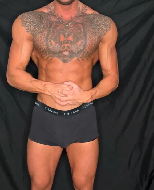 Thumbnail Kneel and beg at the feet of your alpha  by ApolloTheCashMaster