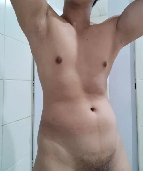 Thumbnail Morning shower  by No_Report7154