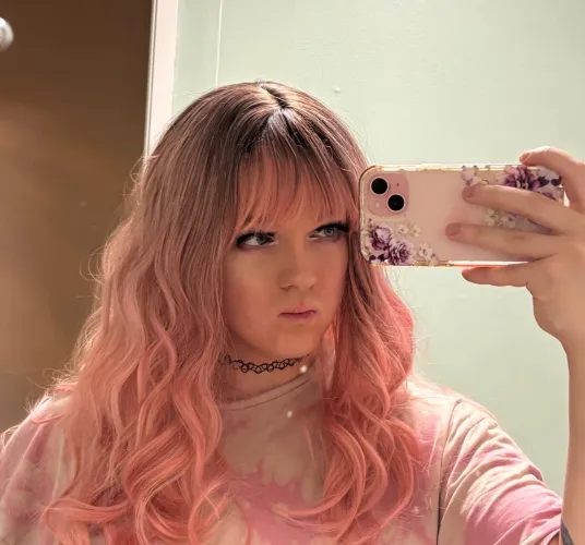 Thumbnail Feeling so feminine this year  by NekomaidRy