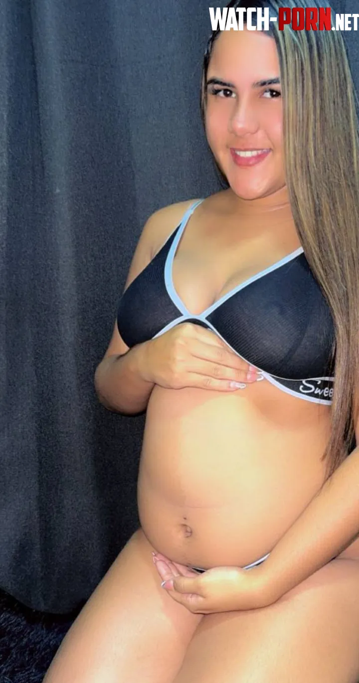 pregnant Latina would you ask me to marry you  by Hungry_20