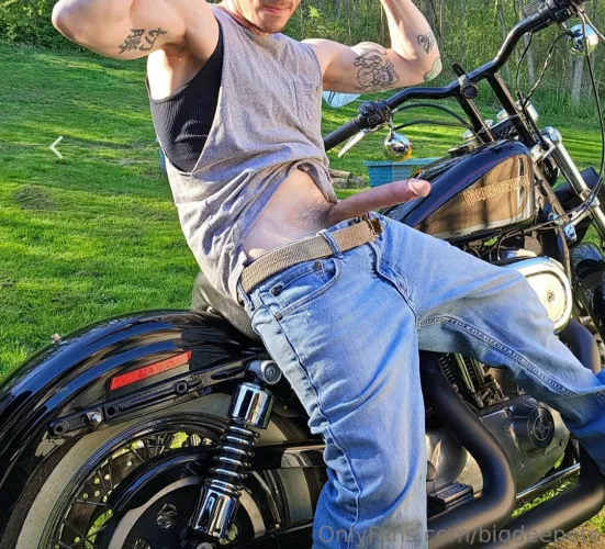 Thumbnail Wanna ride it by bigdeepete