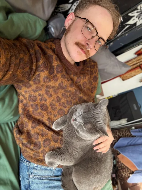 Thumbnail Hey from us two  by yourwhippingboy