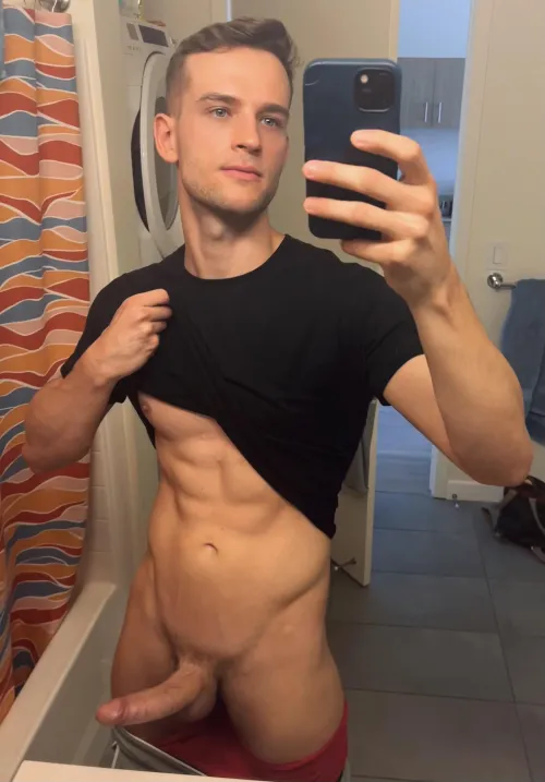 Thumbnail everythings big down under  by SamHolister