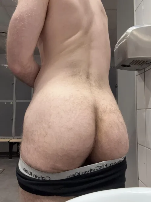 Thumbnail My ass is going full beast mode  26 by myouwei