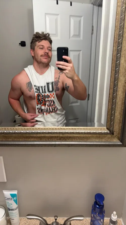Thumbnail Messy hair after the gym  by Flane84