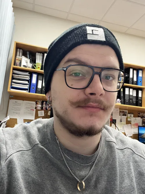 Thumbnail to shave or not to shave this is the question  by -blueandyellow-