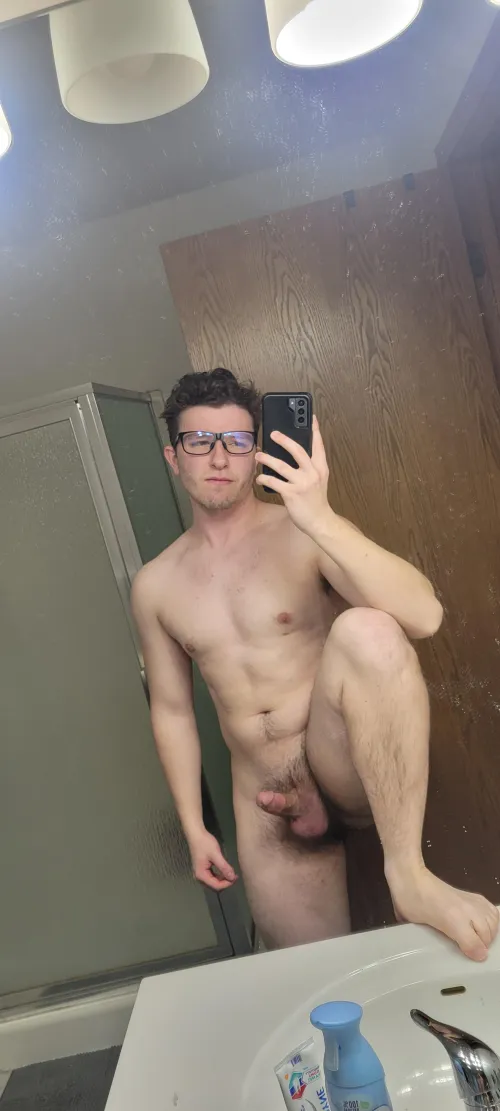 Thumbnail So alone so bored and so horny by Mysterious_Ad6305