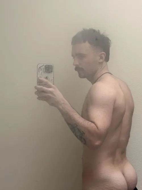 Thumbnail just took a shower m26 by Interesting_Dog_3552