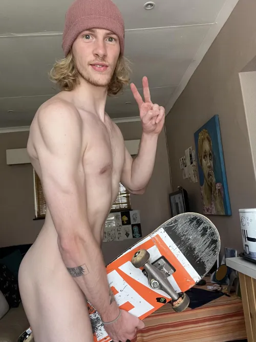 Thumbnail So I kinda lost my clothes but I brought my skateboard by Reaper_Is_NSFW