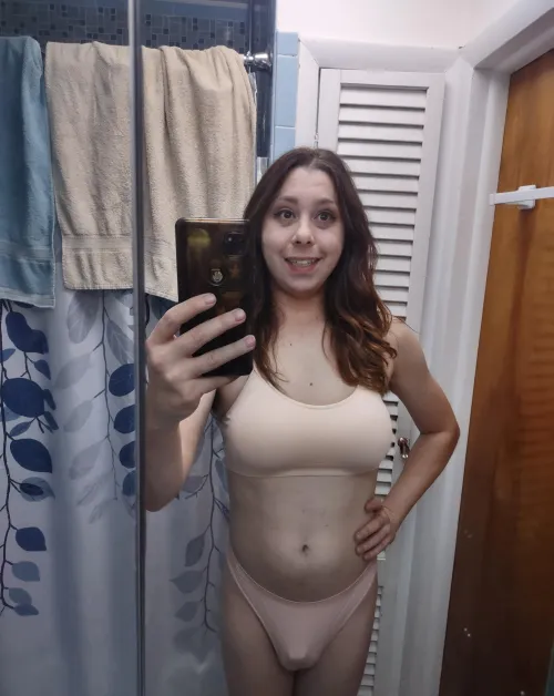 Thumbnail My tiny clitty  by SamanthaGotSkillZz