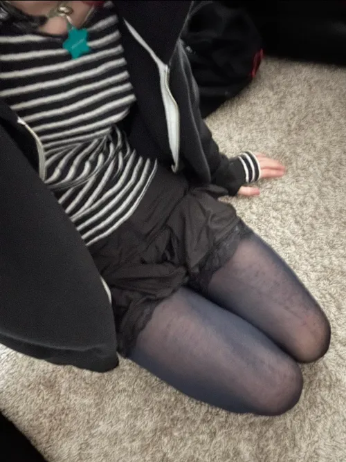 Thumbnail comfy outfit today by zombieatsyou