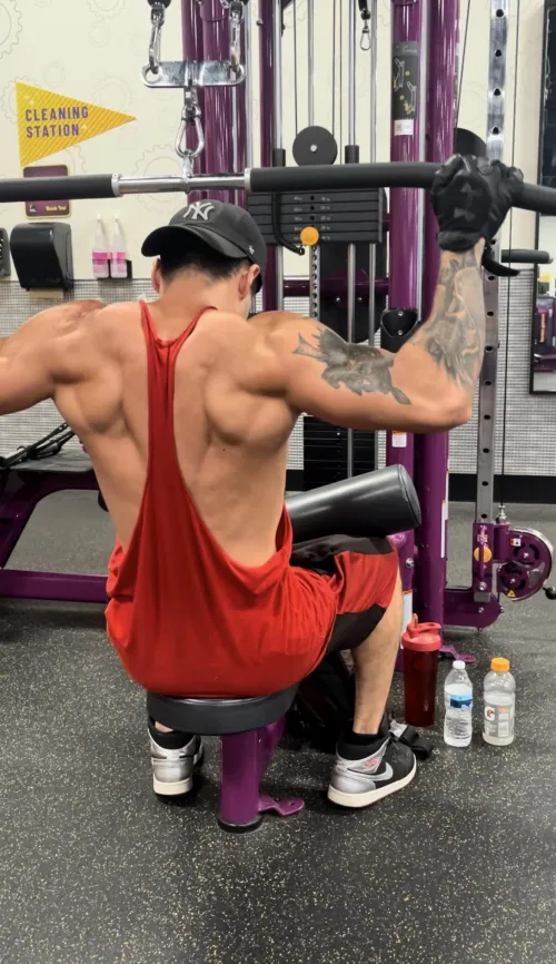 Thumbnail Never ever do I regret getting tattoos on my JACKED arms  by TheeGuyDerek