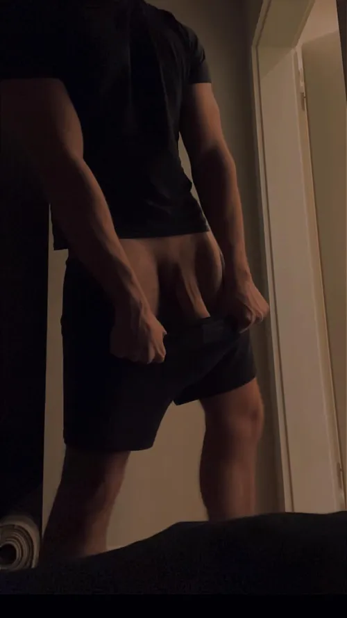 Thumbnail uncut veiny cock 19 by Jaded_Finger5877
