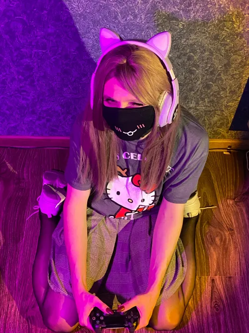 Thumbnail Playing Stray meow 3 by PurrfectSwitch