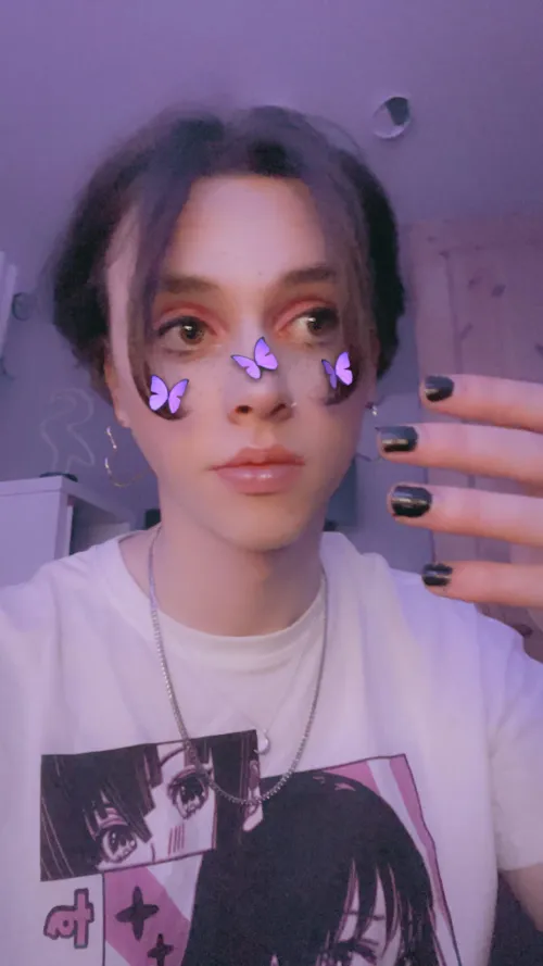Thumbnail Hellooo 3 by xIDJN