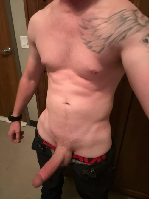 Thumbnail Hows my dad bod 31 by Sufficient-Coat4167