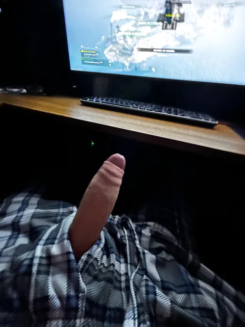 Thumbnail hmu by Necessary-Tour-1812