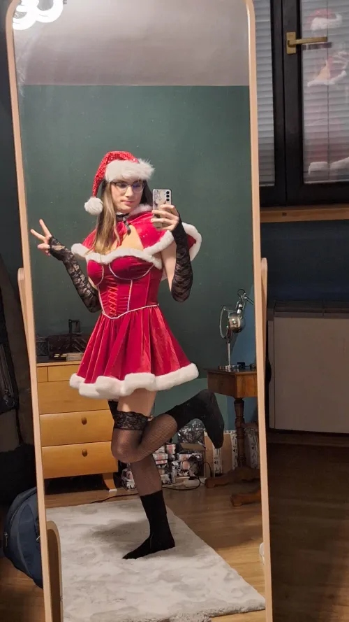 Thumbnail a lil late but still jolly by LollipopGollum