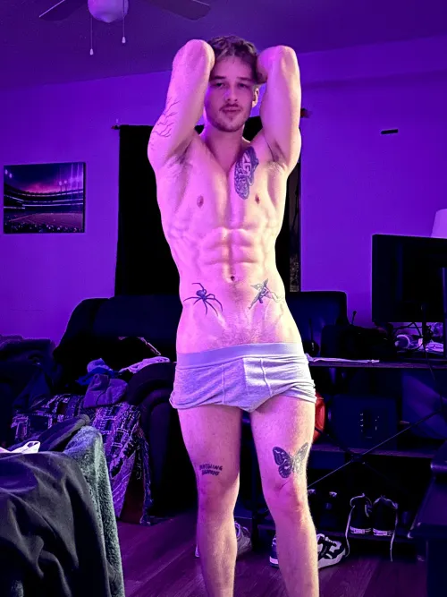 Thumbnail heyyyyy  by NolanLifts1