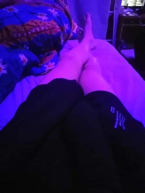 Thumbnail Just done trimming my legs  by Yellow_Euro_Femboy