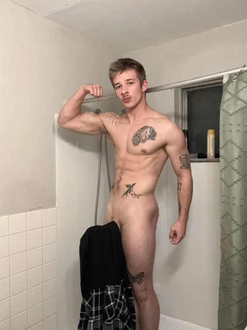 Thumbnail Homemade Coat Hanger  by NolanLifts1