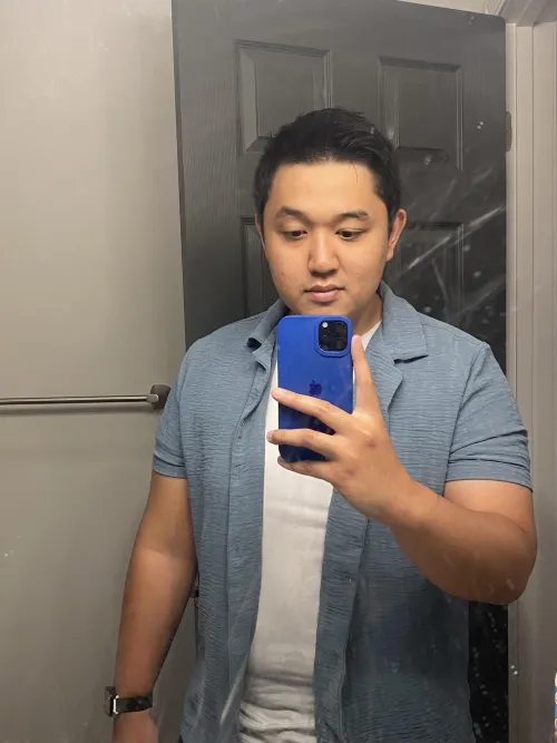 Thumbnail Not the most photogenic person But hello by No-Meaning2403