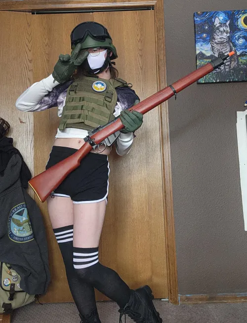 Thumbnail Got a new airsoft rifle and naturally had to take pictures with it by AelisWhite