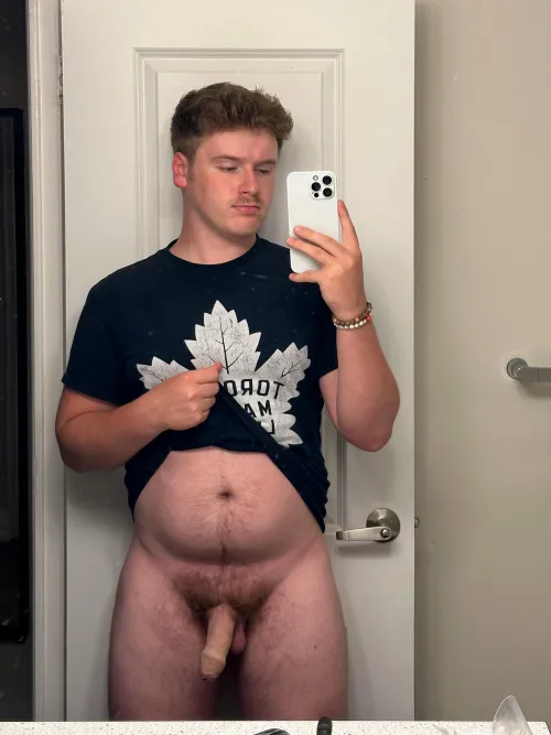Thumbnail A sleepy Canuck says goodnight  27 by thewinterson
